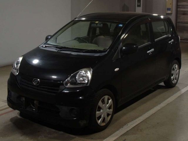 4111 Daihatsu Mira e s LA300S 2015 г. (TAA Chubu)